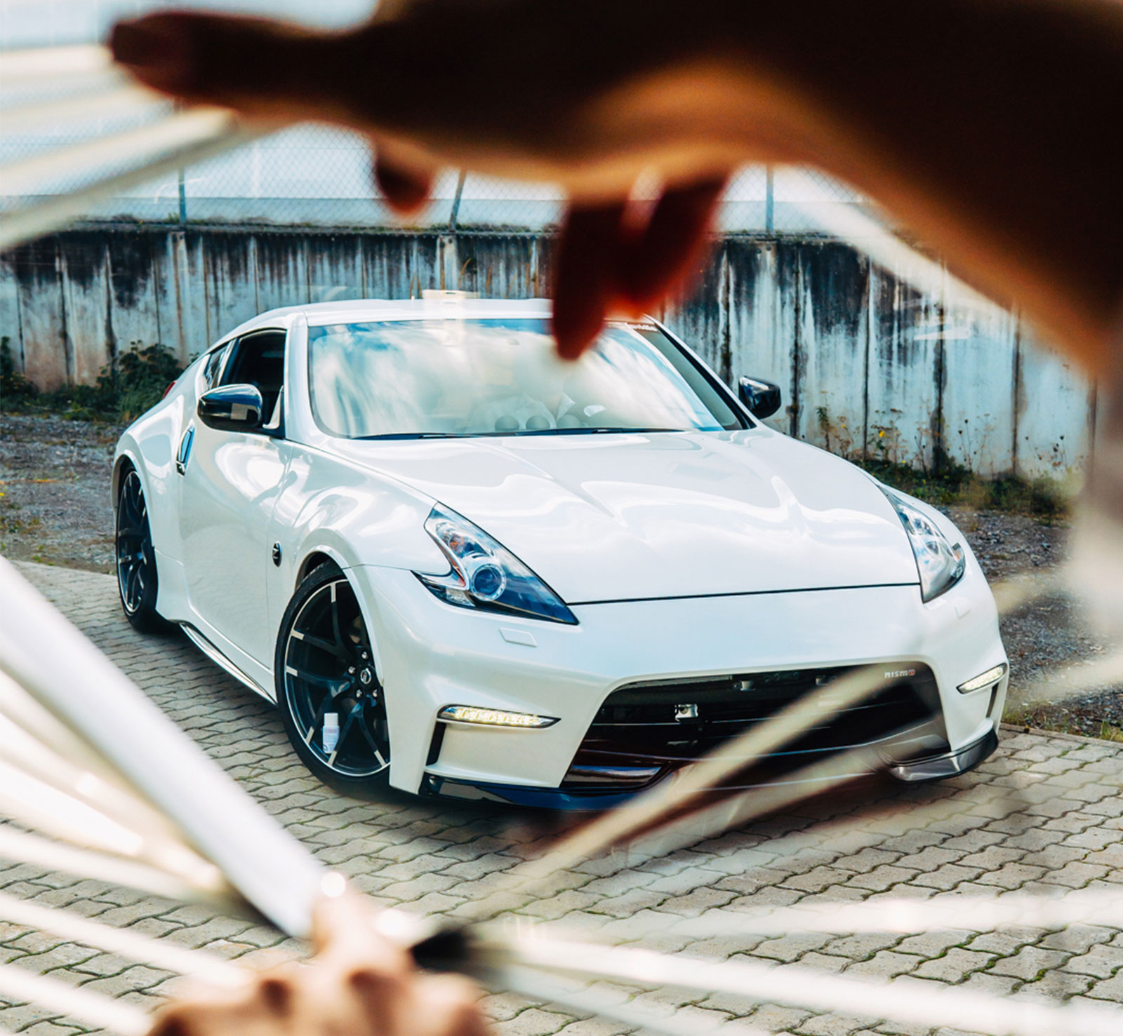 https://textilschutz.com/wp-content/uploads/2023/01/nissan-370z-lack-versiegelt.jpg